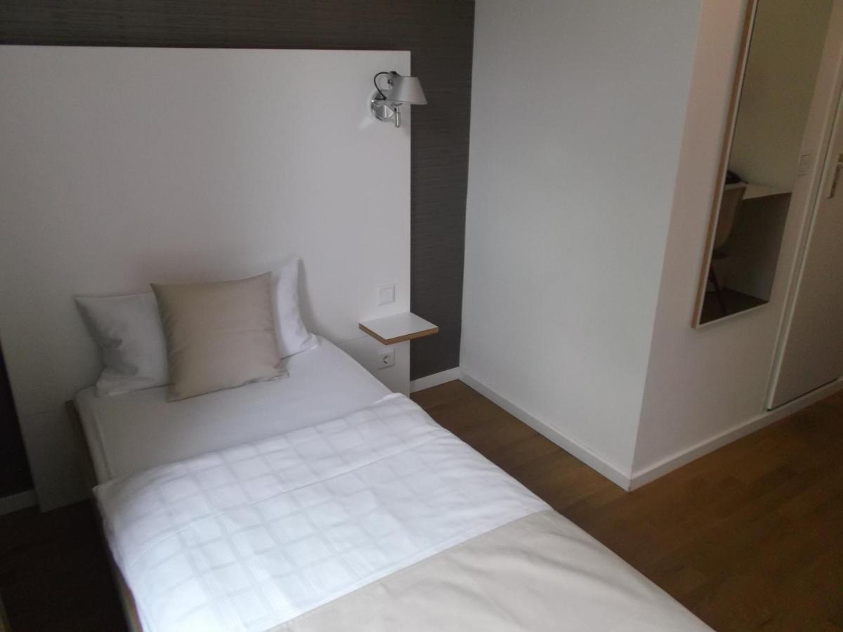 Art Hotel Ufer Дюселдорф Стая снимка